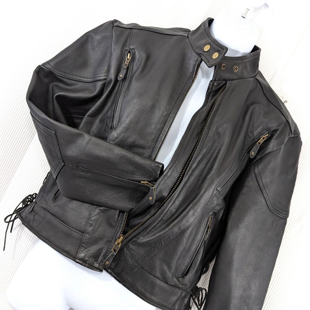 MAGNIFICENT BLACK PEBBLED LEATHER, BACK ZIP VENT, SIDE TIES, BIKER JACKET! SZ M